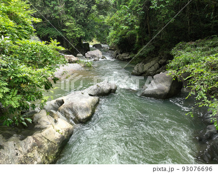 愛媛県内子町　ドウドの甌穴 93076696