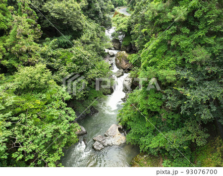 愛媛県内子町　ドウドの甌穴 93076700