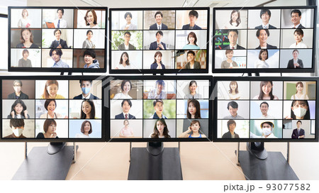 マルチモニターを利用した大人数でのビデオ会議 マルチモニターを利用した大人数でのビデオ会議 93077582