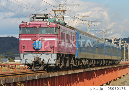 日豊本線 日向新富ー佐土原 JR九州 ED76-94（大分）＋14系 彗星