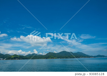 穏やかな瀬戸内の船旅 93085128