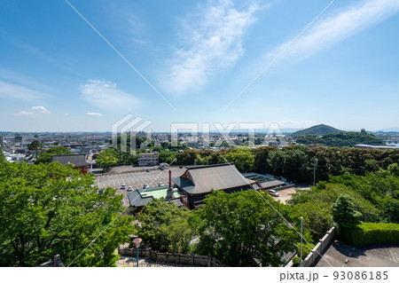 成田山名古屋別院 大聖寺から見る犬山の風景 93086185