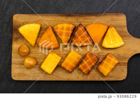 燻製食品 Variety of homemade fresh smoked foods 燻製食品 Variety of homemade fresh smoked foods 93086229