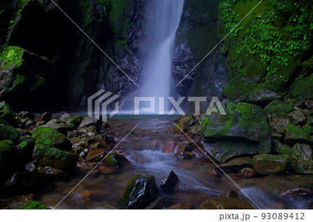 果無めん滝 果無めん滝 93089412