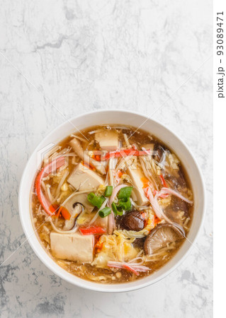 すっぱ辛い　スーラータン 93089471