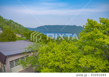 のぼりべつクマ牧場から望むクッタラ湖(北海道登別市) のぼりべつクマ牧場から望むクッタラ湖(北海道登別市) 93091684