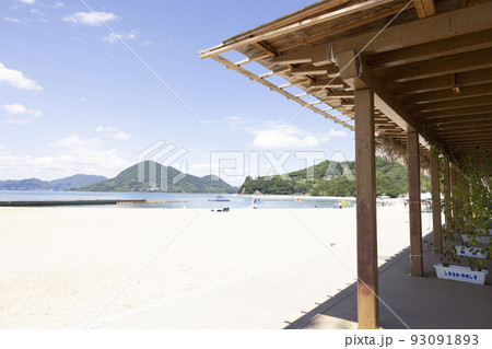 瀬戸内海、生口島の瀬戸田サンセットビーチの風景 瀬戸内海、生口島の瀬戸田サンセットビーチの風景 93091893