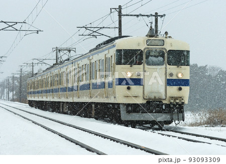 日豊本線　新田原－南行橋　JR九州　415系　FJ119編成（門司港） 93093309