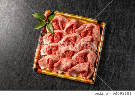 しゃぶしゃぶ用黒毛和牛肉　High-quality marbled Japanese beef 93095101