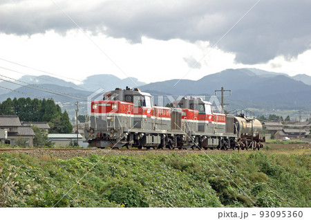 高山本線　笹津ー東八尾　JR貨物　DE10-1675+DE10-1676（東新潟） 93095360