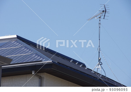 ソーラー屋根のテレビアンテナ ソーラー屋根のテレビアンテナ 93096093