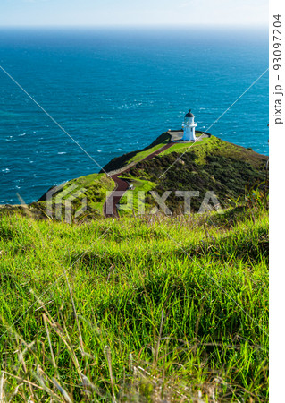 ニュージーランド ノースランド地方の最北端にあるケープ・レインガの灯台 ニュージーランド ノースランド地方の最北端にあるケープ・レインガの灯台 93097204