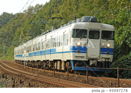 北陸本線 津幡ー倶利伽羅 JR西日本 413系 B07+B09編成(金沢) 北陸本線 津幡ー倶利伽羅 JR西日本 413系 B07+B09編成(金沢) 93097278