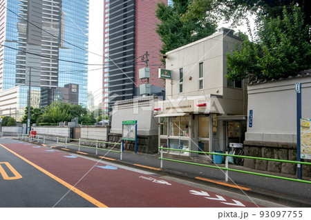 警視庁三田警察署亀塚公園前交番 警視庁三田警察署亀塚公園前交番 93097755