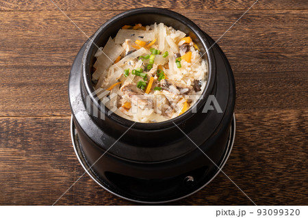 鯖の炊き込みご飯　鯖の釜飯　 93099320