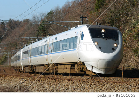 北陸本線 津幡ー倶利伽羅 JR西日本 681系 W11+W03編成(金沢) はくたか 北陸本線 津幡ー倶利伽羅 JR西日本 681系 W11+W03編成(金沢) はくたか 93101055