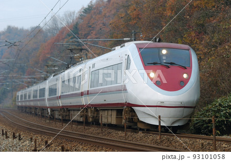 北陸本線　津幡ー倶利伽羅　北越急行　681系　N12+N02編成　はくたか 93101058