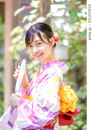 浴衣　女子　ポートレート 93103919