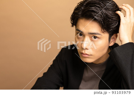 若い男性 ビューティーイメージ 若い男性 ビューティーイメージ 93103979