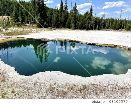 アビスプール Abyss Pool ウエスト・サム West Thumb イエローストーン国立公園 93106576