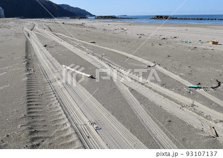 砂浜のわだち 93107137