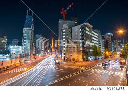 都市夜景「東京都」札ノ辻歩道橋から望む東京タワー 93108883