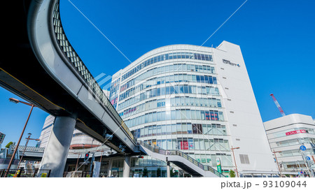 「埼玉県」川口駅東口 駅前の風景 「埼玉県」川口駅東口 駅前の風景 93109044