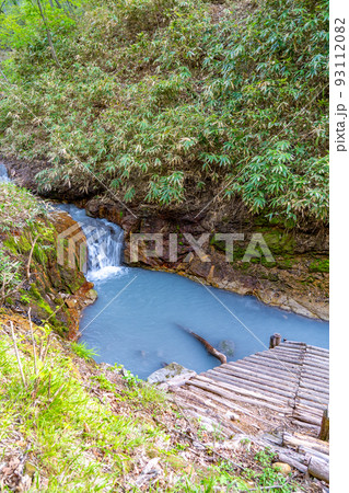 登別地獄谷 大湯沼川の天然足湯(北海道登別市) 登別地獄谷 大湯沼川の天然足湯(北海道登別市) 93112082