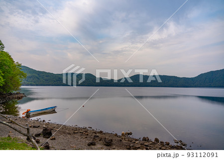 クッタラ湖　倶多楽湖（北海道白老郡白老町） 93112091