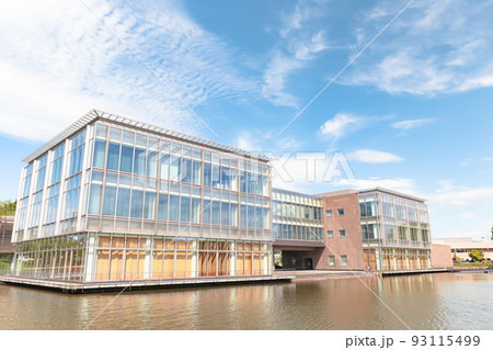 大学の研究機関 (慶應義塾大学 先端生命科学研究所 センター棟) 山形県鶴岡市 大学の研究機関 (慶應義塾大学 先端生命科学研究所 センター棟) 山形県鶴岡市 93115499