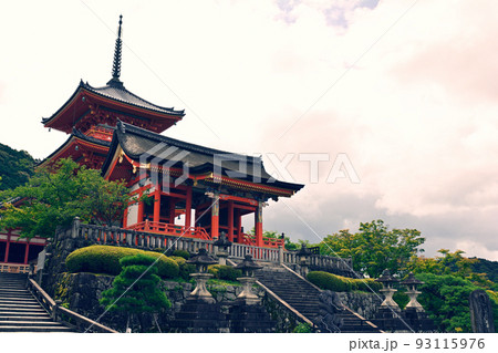 京都・清水寺 93115976