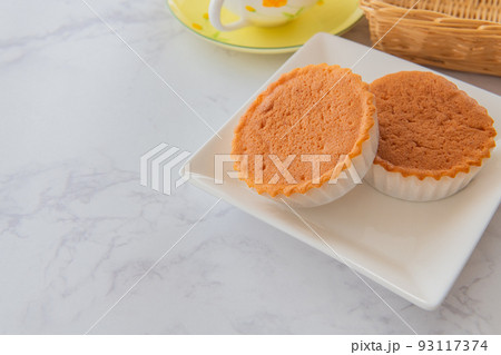 焼き菓子 洋菓子テーブルウエア イメージ素材 93117374