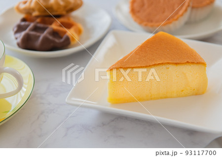 チーズケーキ クローズアップ 洋菓子イメージ素材 93117700