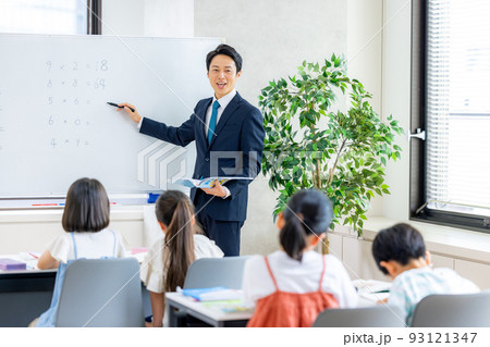 学校　授業イメージ 93121347
