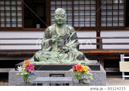 Jingu-ji in Karuizawa Ginza in Karuizawa, Nagano, Japan Jingu-ji in Karuizawa Ginza in Karuizawa, Nagano, Japan 93124225