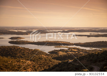 PORTUGAL ALENTEJO MONSARAZ LAKE PORTUGAL ALENTEJO MONSARAZ LAKE 93132554