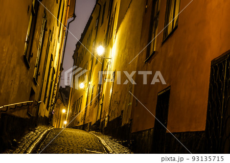 北欧ストックホルムの町並み 93135715