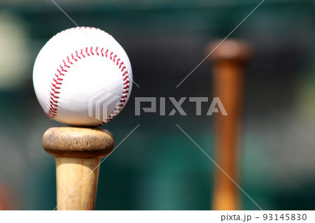 野球の硬球 93145830