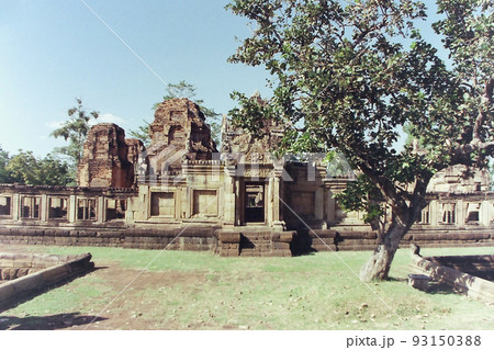 Prasat Muang Tam @Thailand / ムアンタム遺跡(本堂,正面) @タイ国 Prasat Muang Tam @Thailand / ムアンタム遺跡(本堂,正面) @タイ国 93150388