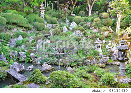 【柳谷観音 楊谷寺 (浄土苑)】 京都府長岡京市浄土谷堂ノ谷 93152450