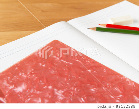 筆記用具 セルロイド製の下敷きとノート セルロイド 昭和レトロ 筆記用具 セルロイド製の下敷きとノート セルロイド 昭和レトロ 93152539