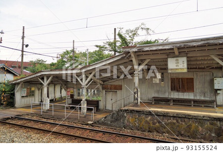 富山地方鉄道立山線　岩峅寺駅 93155524