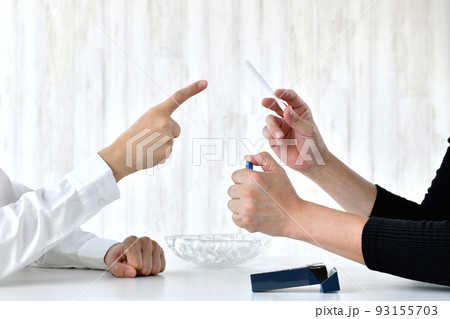 煙草・喫煙に関しての夫婦喧嘩 93155703