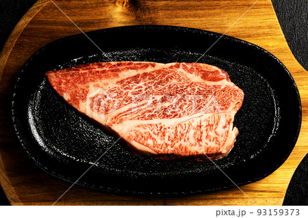 高級グリルステーキ Thick cut luxury fresh beef steak 高級グリルステーキ Thick cut luxury fresh beef steak 93159373
