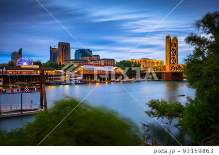 Tower Bridge and Sacramento River in Sacramento, California, captured at night Tower Bridge and Sacramento River in Sacramento, California, captured at night 93159863