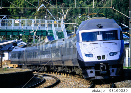 JR九州 787系特急電車（特急「つばめ」）の写真素材 [93160089