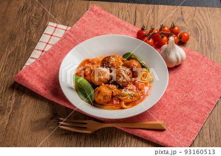 ミートボールパスタ american meatball pasta (spaghetti) ミートボールパスタ american meatball pasta (spaghetti) 93160513