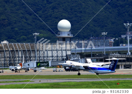大阪国際空港 離着陸する旅客機 大阪国際空港 離着陸する旅客機 93162330