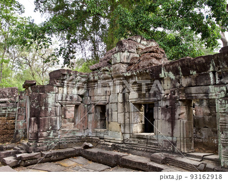 Architecture of ancient temple complex Angkor, Siem Reap 93162918