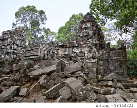 Architecture of ancient temple complex Angkor, Siem Reap Architecture of ancient temple complex Angkor, Siem Reap 93163722